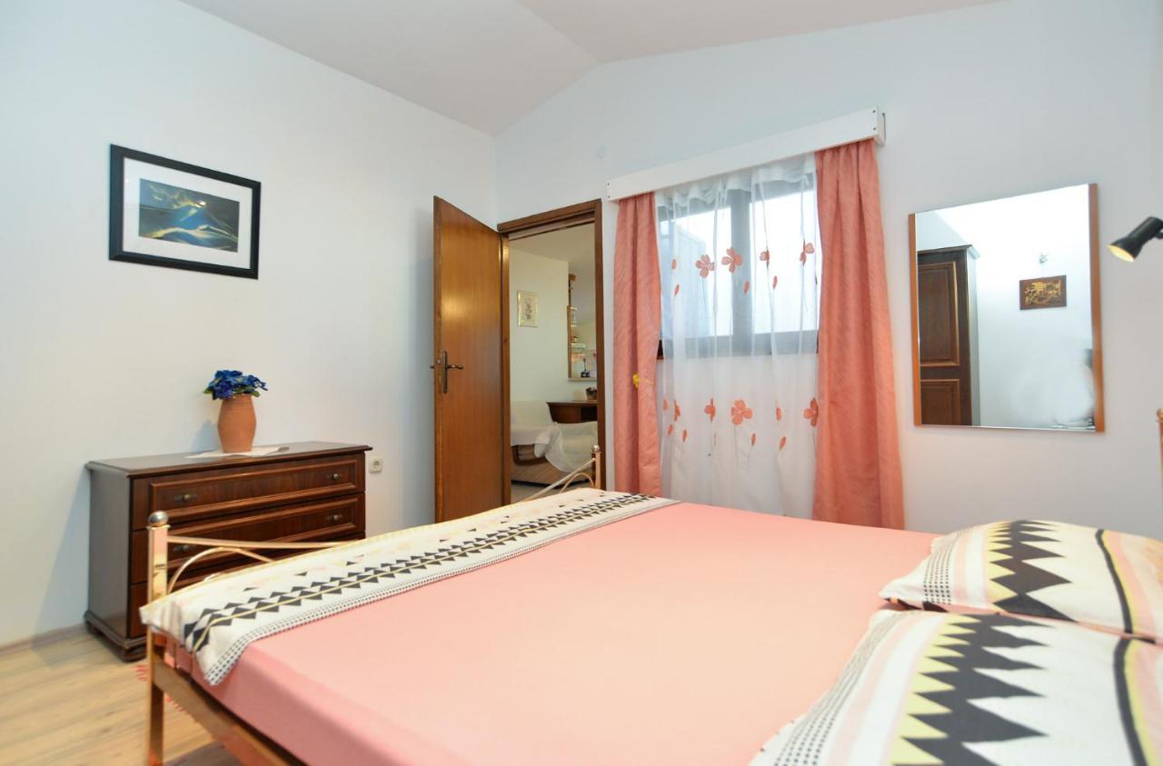 Apartments Vrcevan 811 Medulin Exterior photo