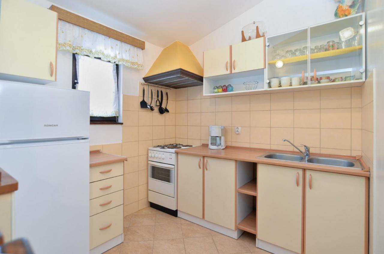 Apartments Vrcevan 811 Medulin Exterior photo